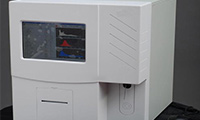 Automatic blood analyzer